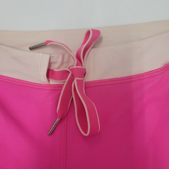 Lululemon Beach Runner Crop Leggings Size 4 - Picture 8 of 12